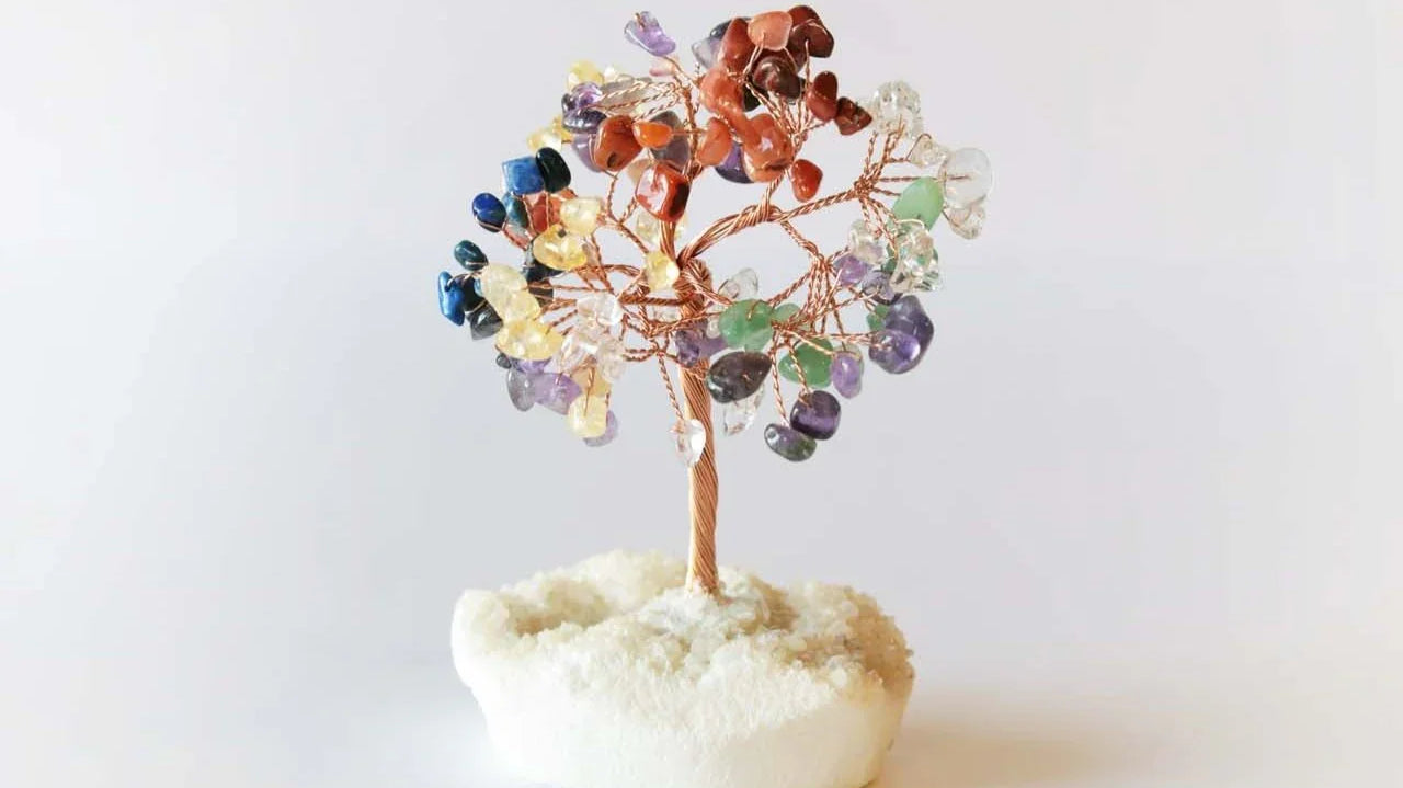 Gemsgtone Tree Meaning and Healing Crystal Properties