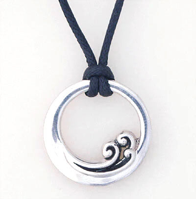 Open Wave Circle Necklace