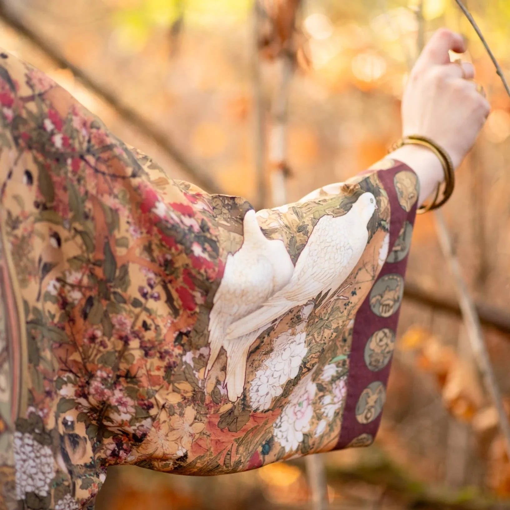 Dreamweaver Bamboo Kimono Duster Robe with Zodiac Signs Sleeve