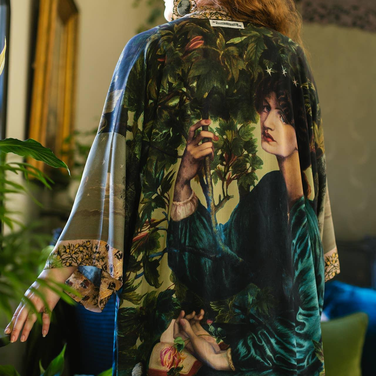 Bella Notte Opera Kimono Style Duster Close Up Back