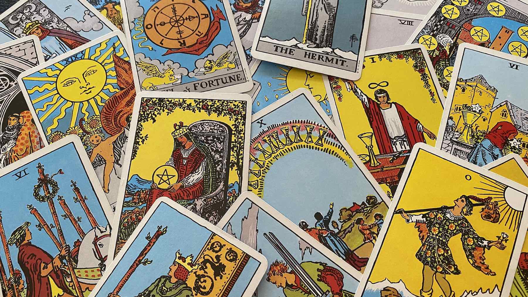 Picking Your First Tarot Deck: The Rider-Waite