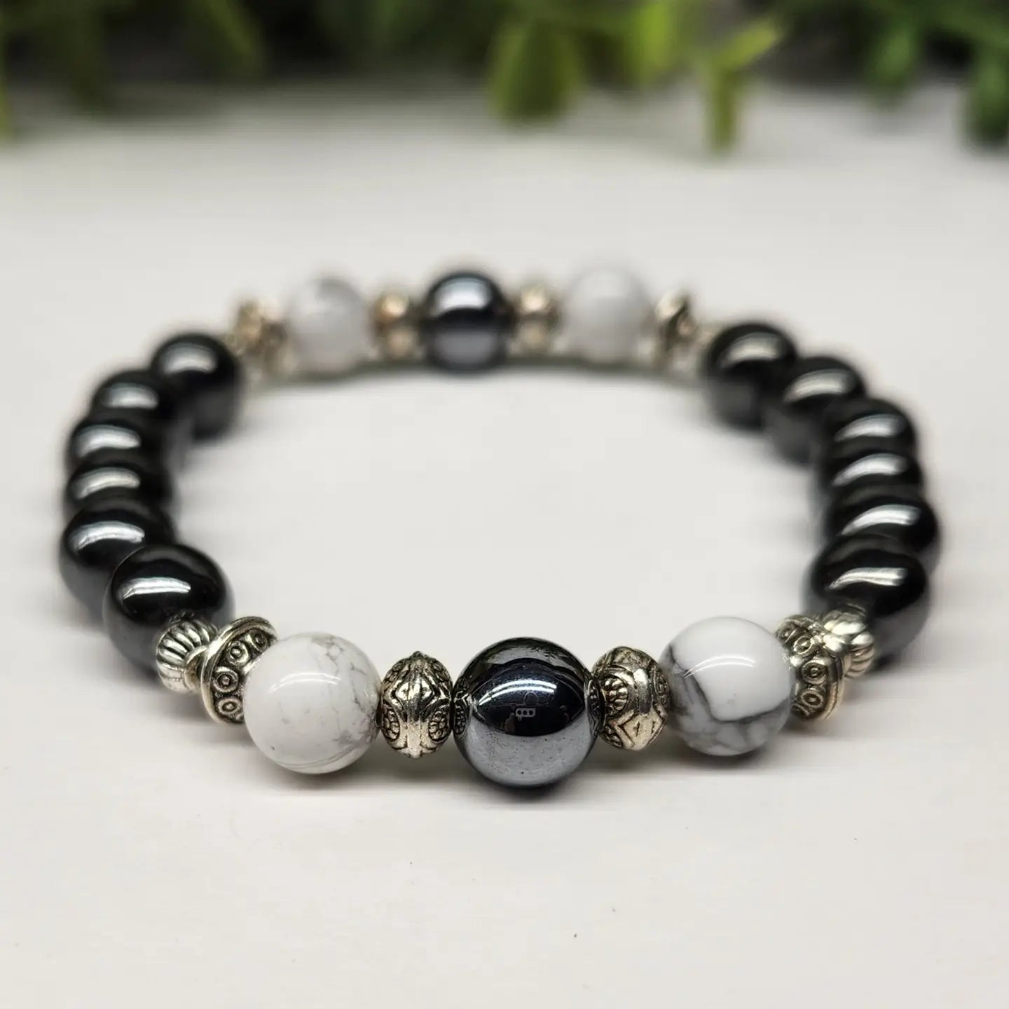Calmness & Grounding Howlite & Hematite Smooth Bead Stretch Bracelet