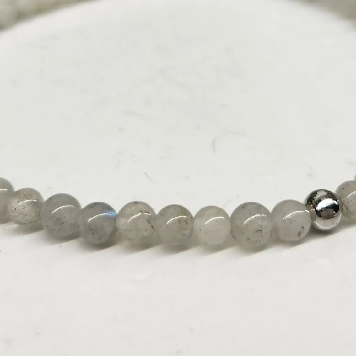 4mm Labradorite Stretch Bracelet Close Up