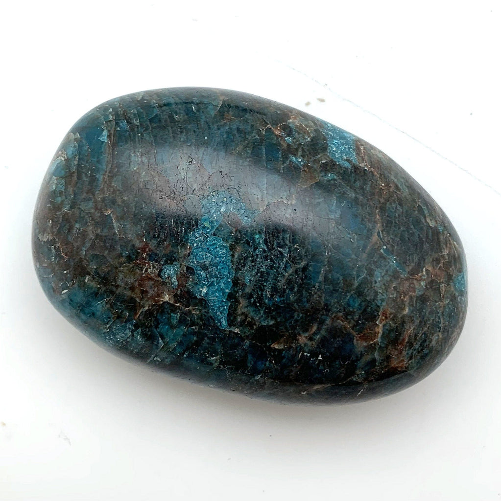 Apatite Palm Stones for new ideas, willpower, authenticity