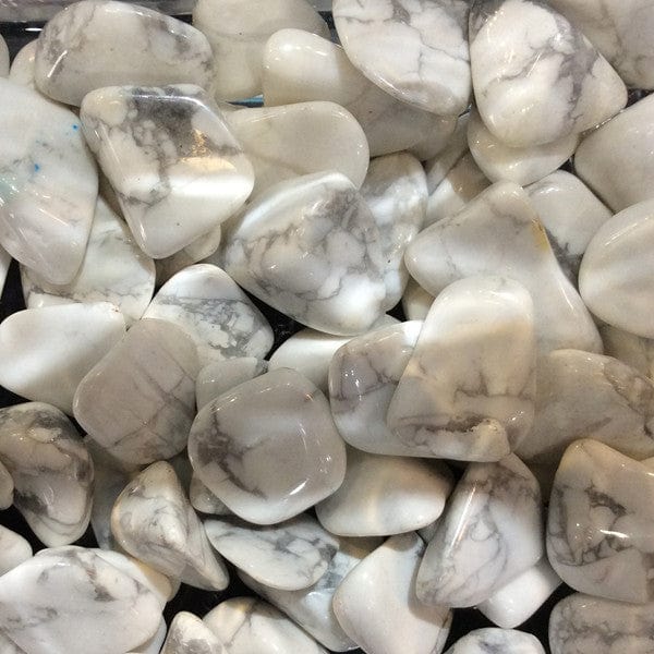 Howlite for deep peace and meditation